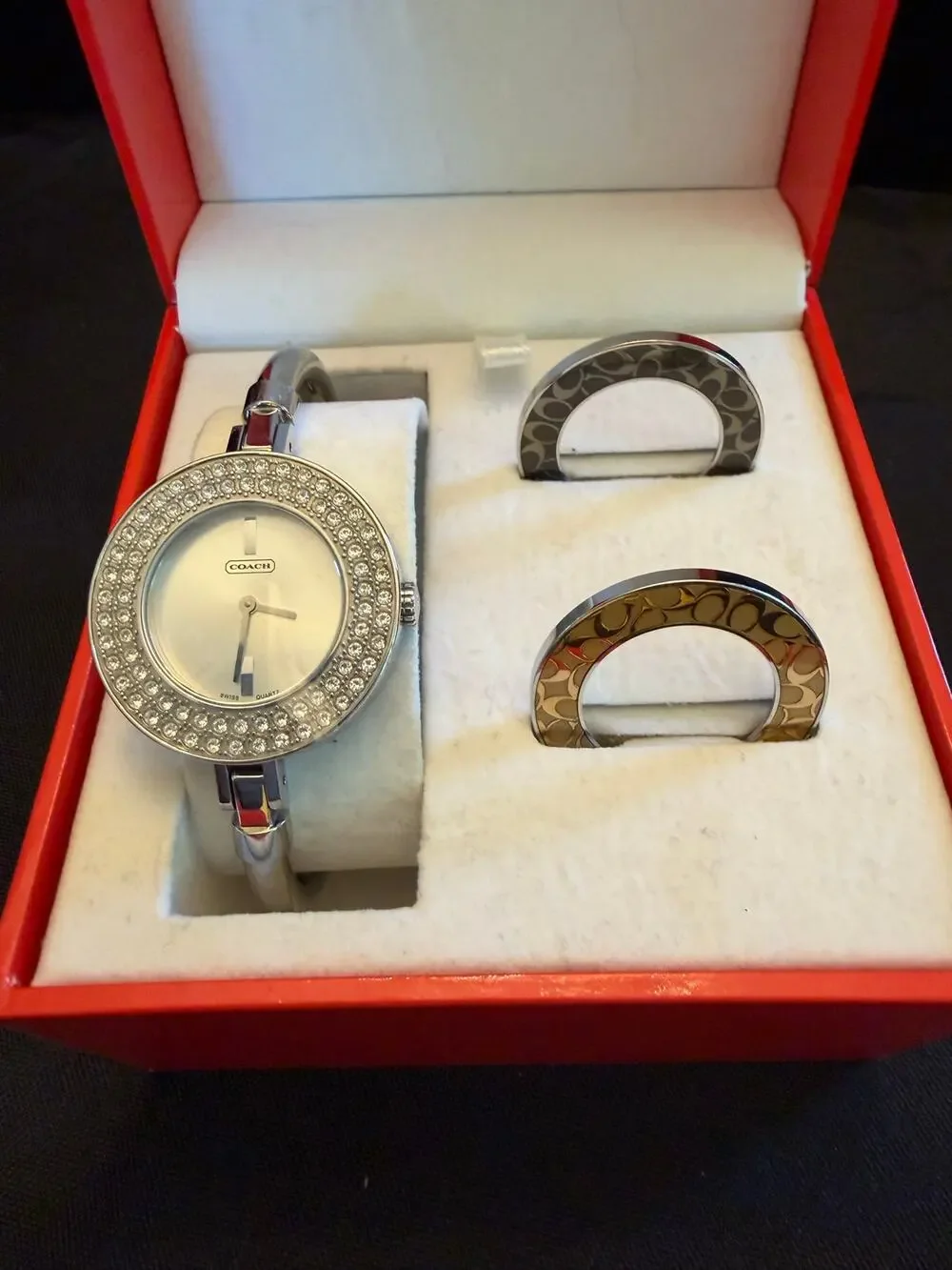 Vintage Coach interchangeable bezel bangle watch gift set 0274, never used 6.5”